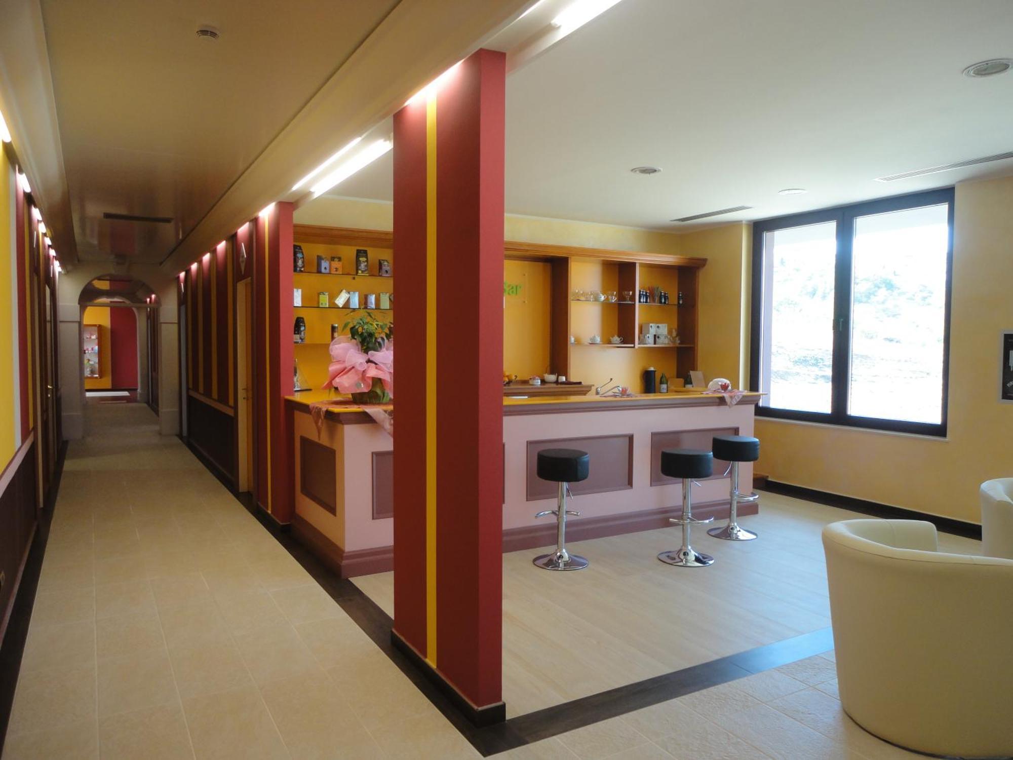Domus Hotel Bagnoli Del Trigno Экстерьер фото