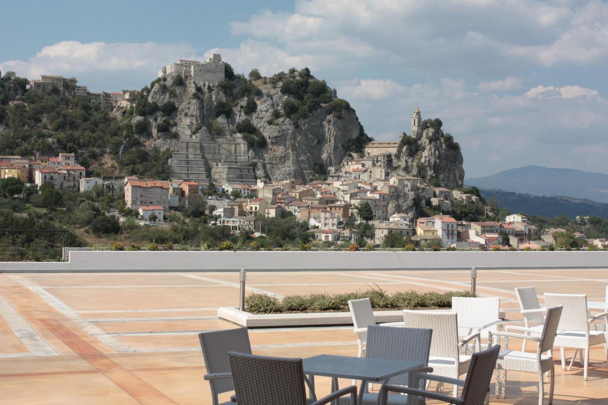 Domus Hotel Bagnoli Del Trigno Экстерьер фото