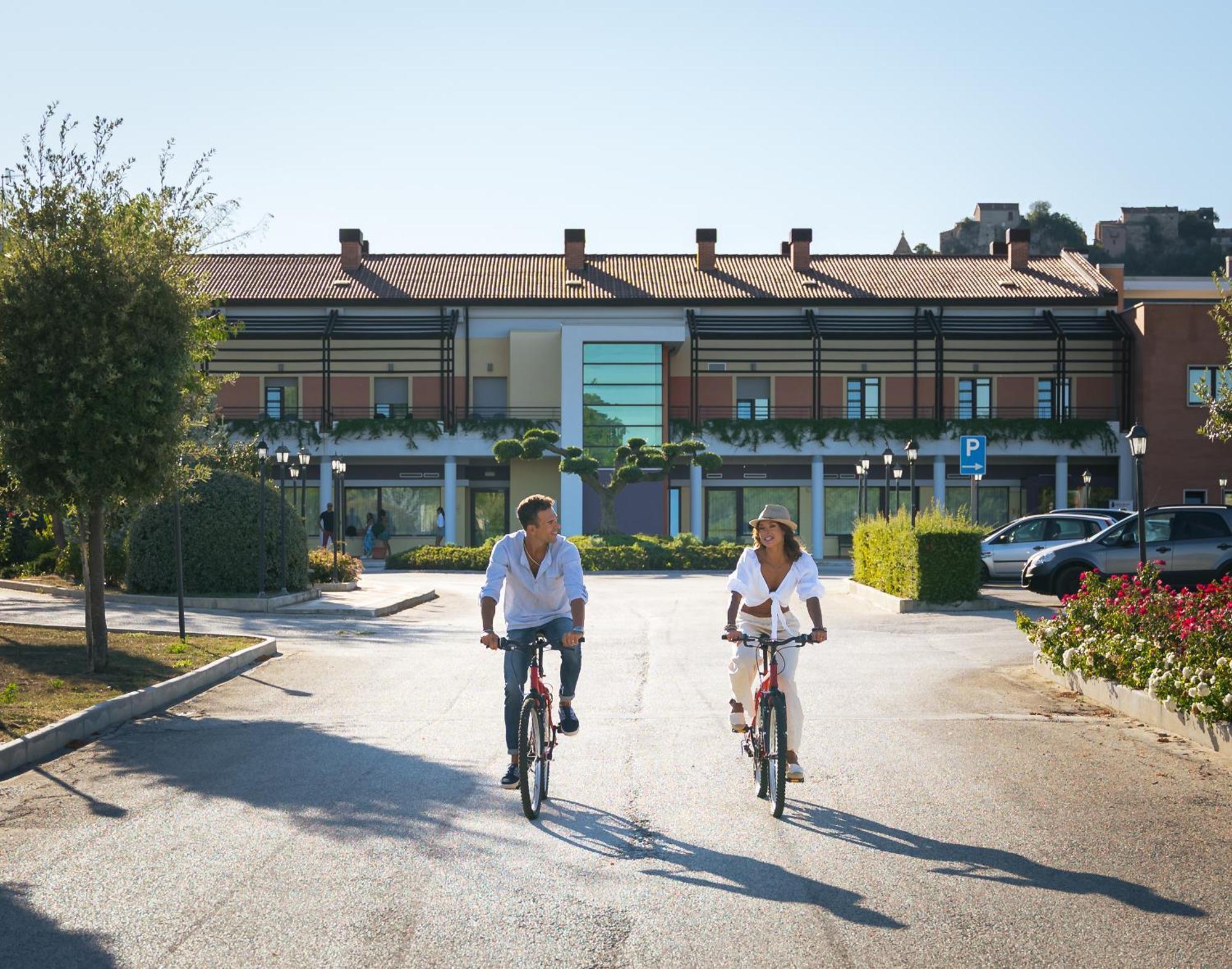 Domus Hotel Bagnoli Del Trigno Экстерьер фото