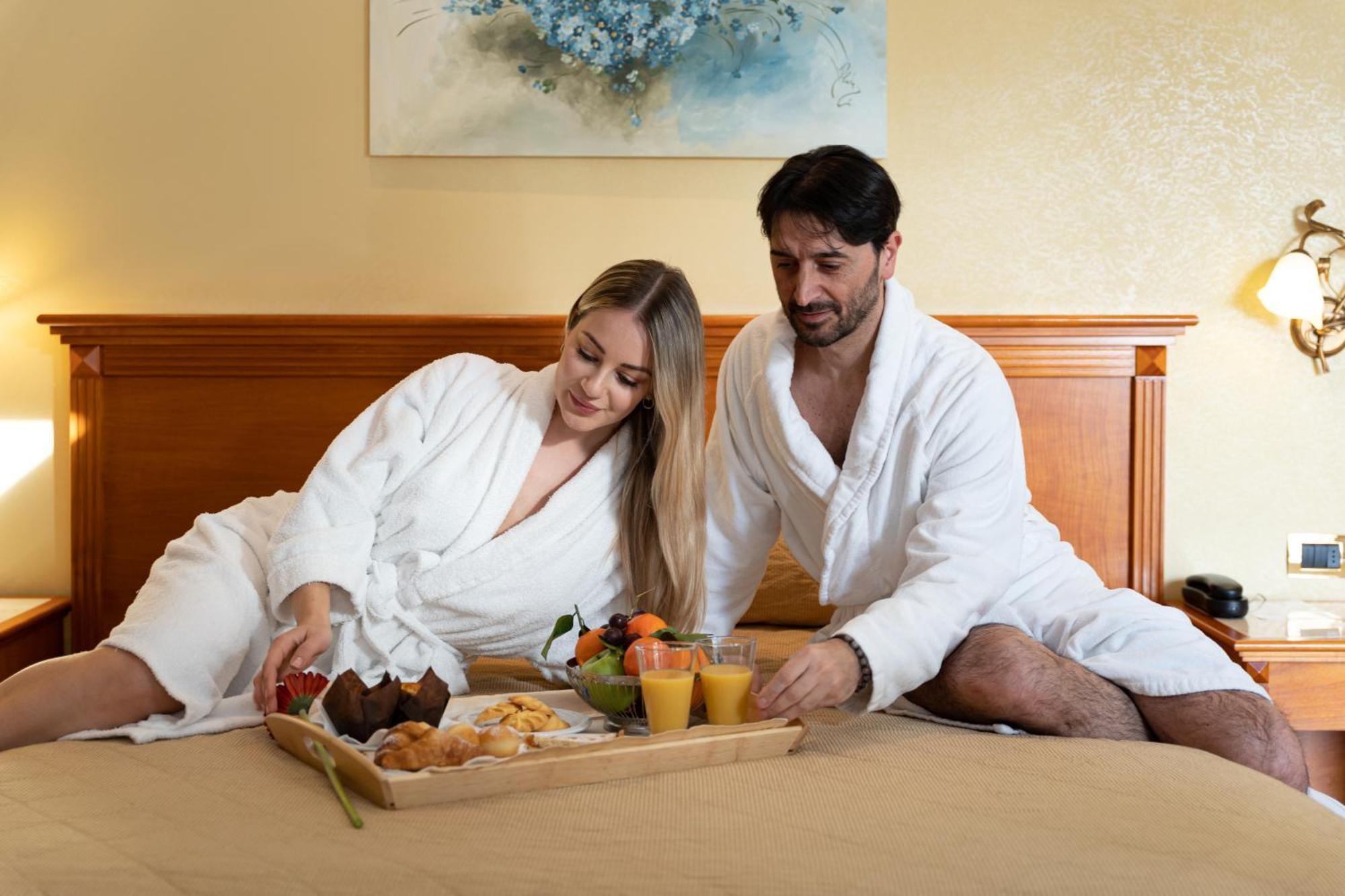 Domus Hotel Bagnoli Del Trigno Экстерьер фото