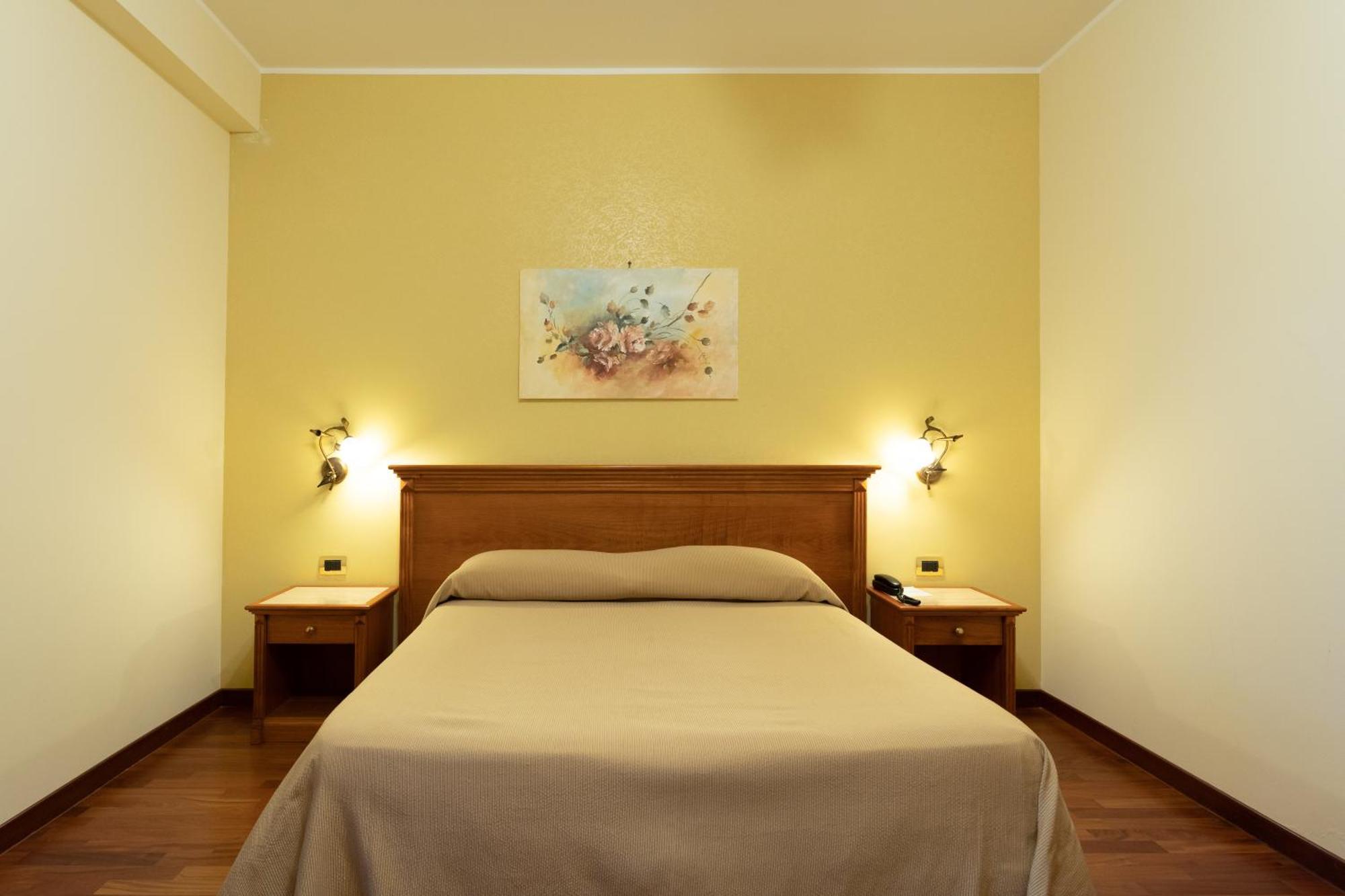 Domus Hotel Bagnoli Del Trigno Экстерьер фото