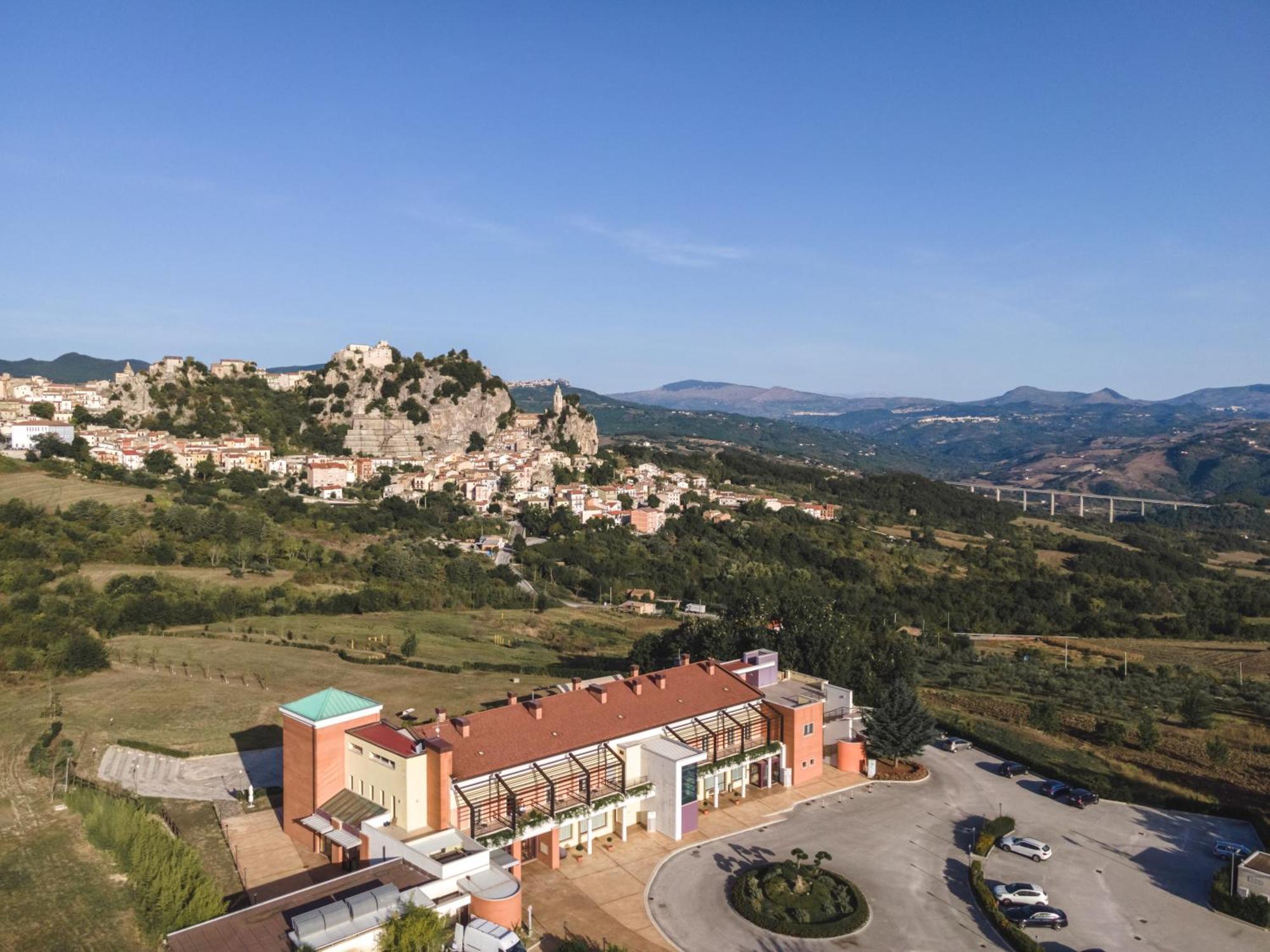 Domus Hotel Bagnoli Del Trigno Экстерьер фото