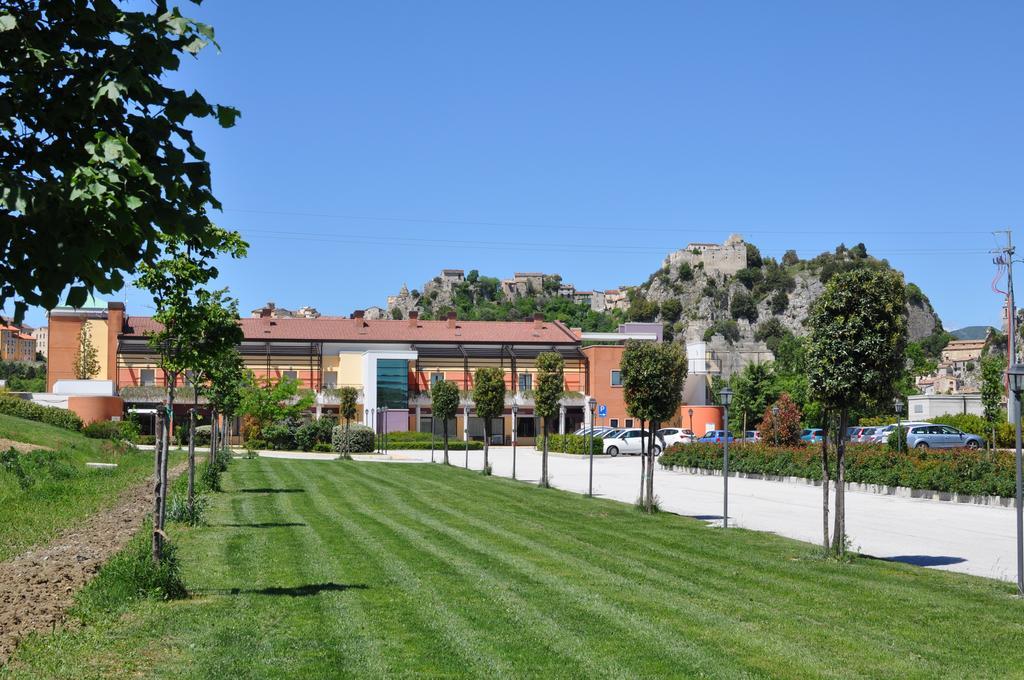 Domus Hotel Bagnoli Del Trigno Экстерьер фото